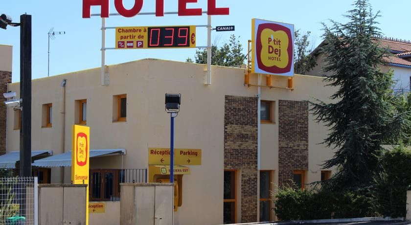 Hotel The Originals Access, Est
